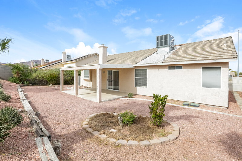 2,410/Mo, 541 Vantage Ave Henderson, NV 89002 Rear View