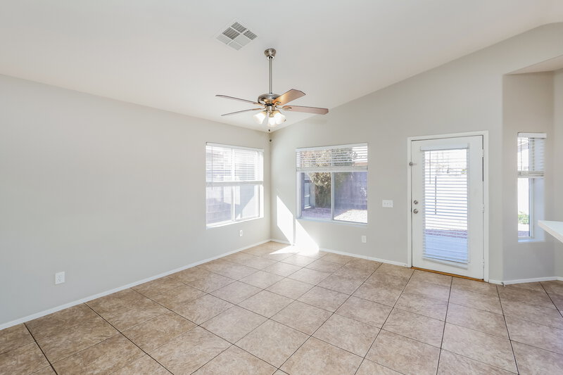 2,030/Mo, 7836 Scammons Bay Ct Las Vegas, NV 89129 Family Room View
