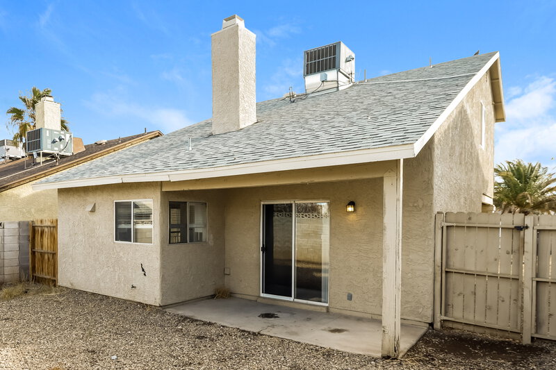 1,915/Mo, 1605 Lorna Dr Henderson, NV 89011 Rear View