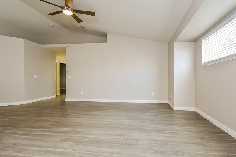 1,820/Mo, 5533 Soft Whispers St North Las Vegas, NV 89031 Living Room View