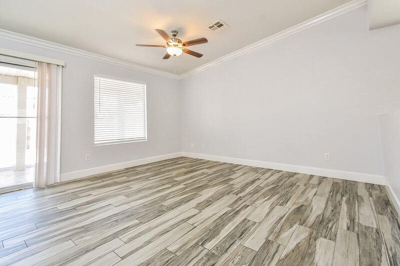 2,180/Mo, 3118 Flower Garden Ct North Las Vegas, NV 89031 Living Room View 2