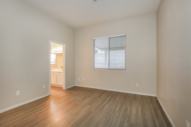 2,045/Mo, 2114 Heritage Ridge Ave North Las Vegas, NV 89031 Main Bedroom View