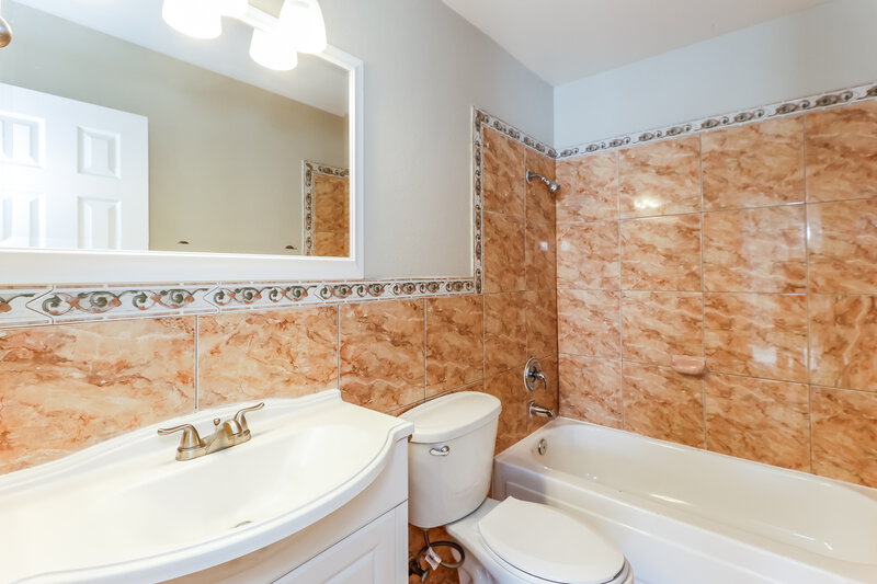 1,885/Mo, 390 Newbury Ct Henderson, NV 89015 Bathroom View