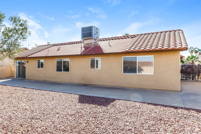 1,885/Mo, 390 Newbury Ct Henderson, NV 89015 Rear View