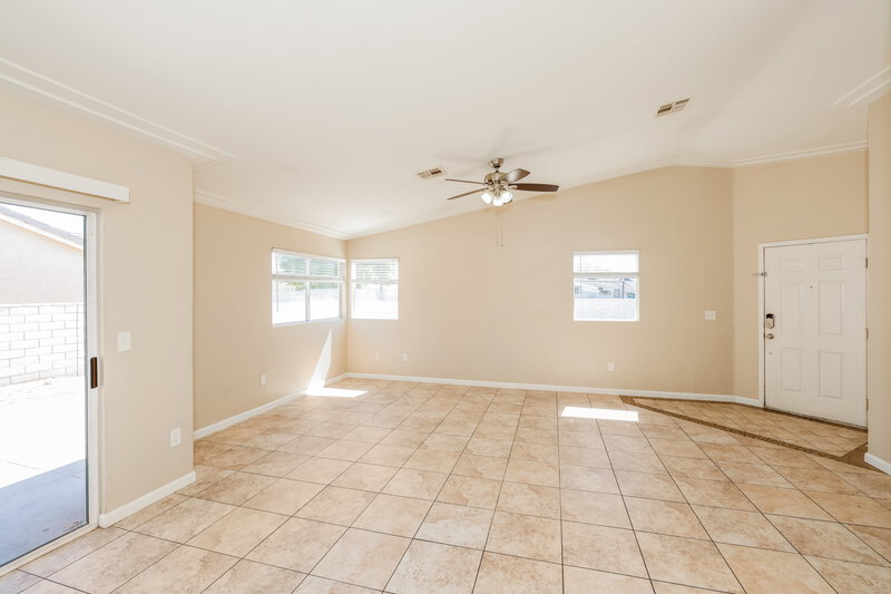 2,025/Mo, 2306 Hollow Oak Avenue North Las Vegas, NV 89031 Dining Room View 2
