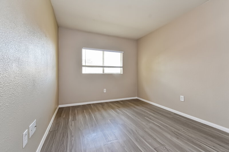 2,270/Mo, 2306 Hollow Oak Avenue North Las Vegas, NV 89031 Bedroom View