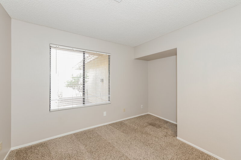 2,165/Mo, 123 Hexham Dr Henderson, NV 89015 Bedroom View 2
