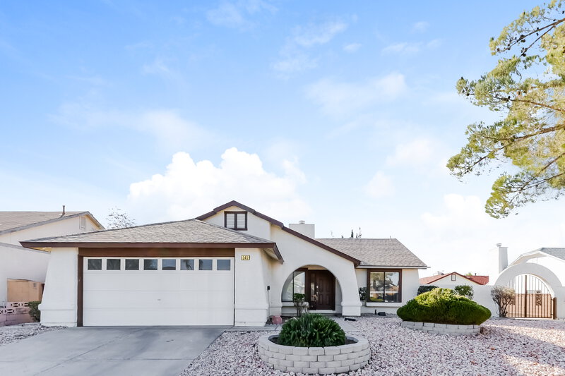 2,215/Mo, 141 Emden Dr Henderson, NV 89015 External View