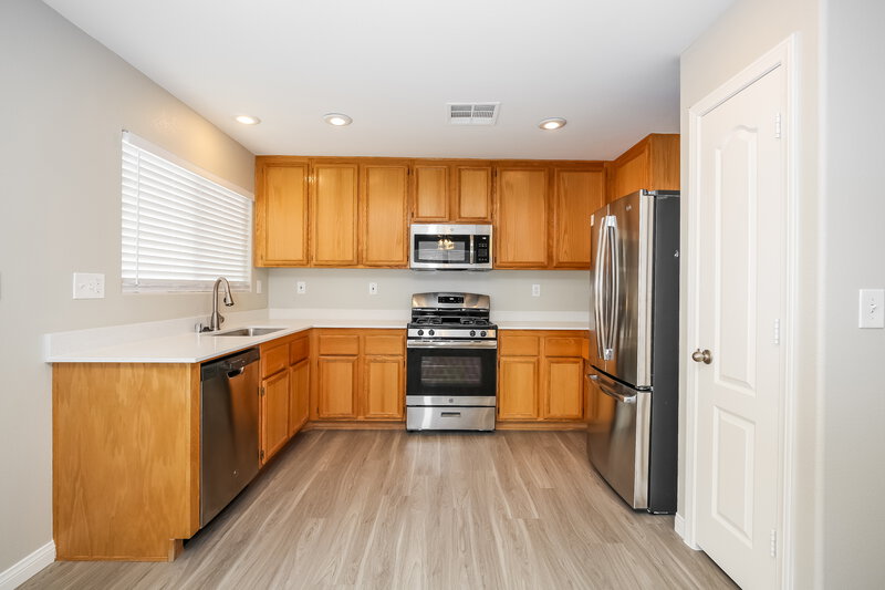 1,885/Mo, 8640 Palomino Ranch St Las Vegas, NV 89131 Kitchen View