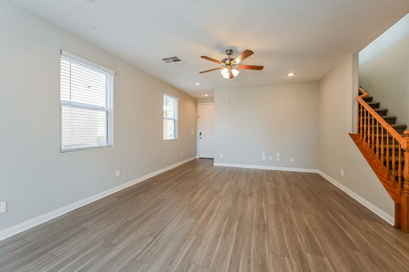 2,170/Mo, 40 Desert Palm Dr Las Vegas, NV 89183 Living Room View 2