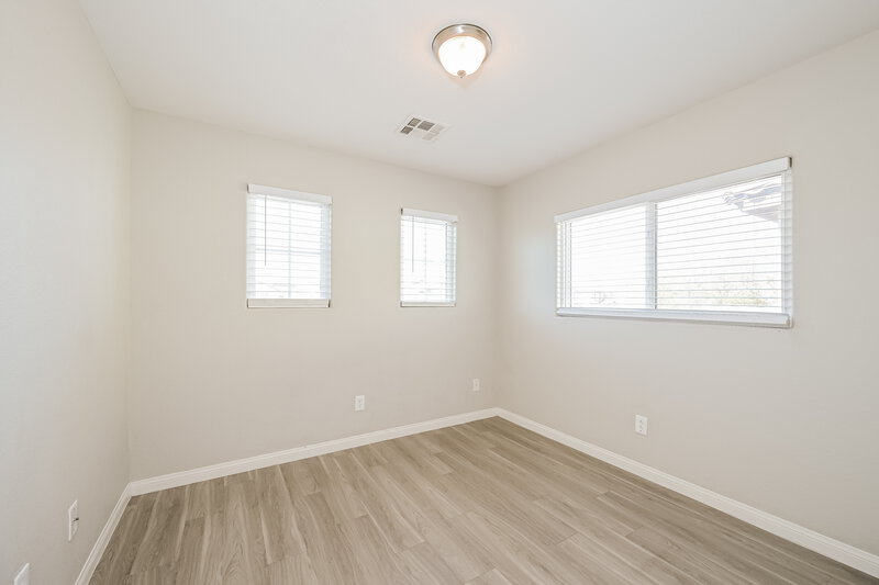 2,170/Mo, 40 Desert Palm Dr Las Vegas, NV 89183 Bedroom View 2