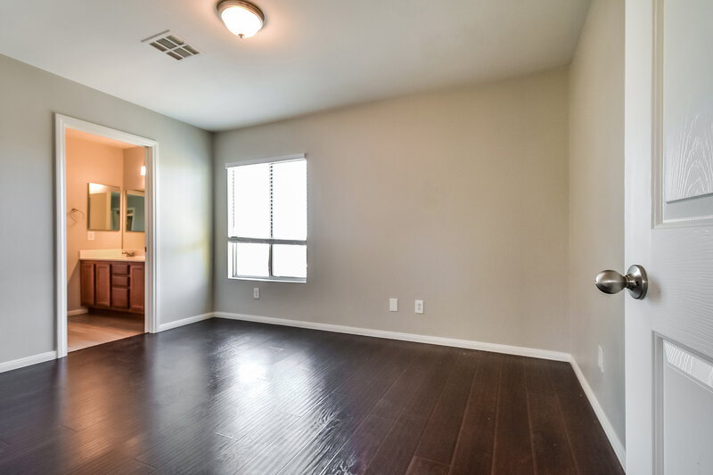 2,120/Mo, 3743 Winter Whitetail St Las Vegas, NV 89122 Main Bedroom View 3