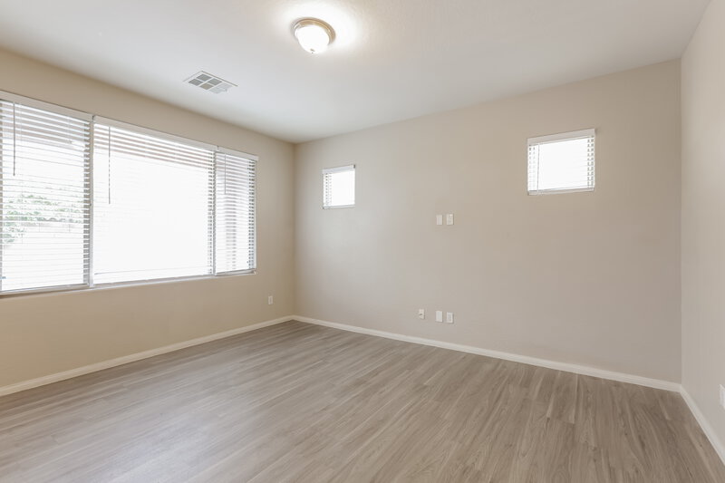 1,870/Mo, 10428 Yew Blossom Avenue Las Vegas, NV 89166 Living Room View