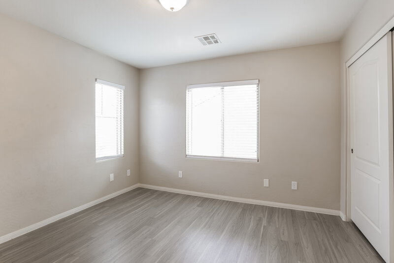 1,870/Mo, 10428 Yew Blossom Avenue Las Vegas, NV 89166 Bedroom View 3