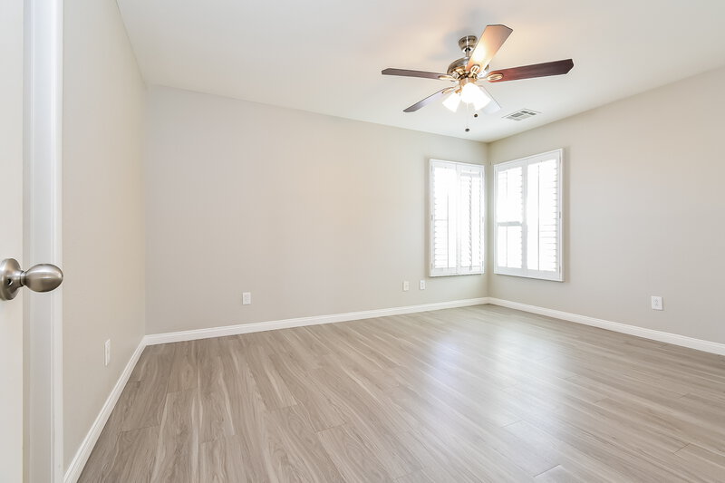 2,150/Mo, 9116 Spirit Canyon Ave Las Vegas, NV 89149 Main Bedroom View