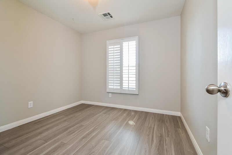 2,150/Mo, 9116 Spirit Canyon Ave Las Vegas, NV 89149 Bedroom View
