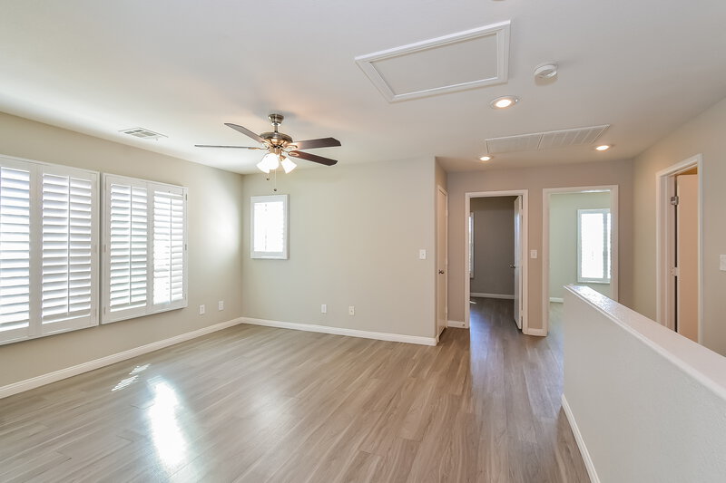2,150/Mo, 9116 Spirit Canyon Ave Las Vegas, NV 89149 Loft View