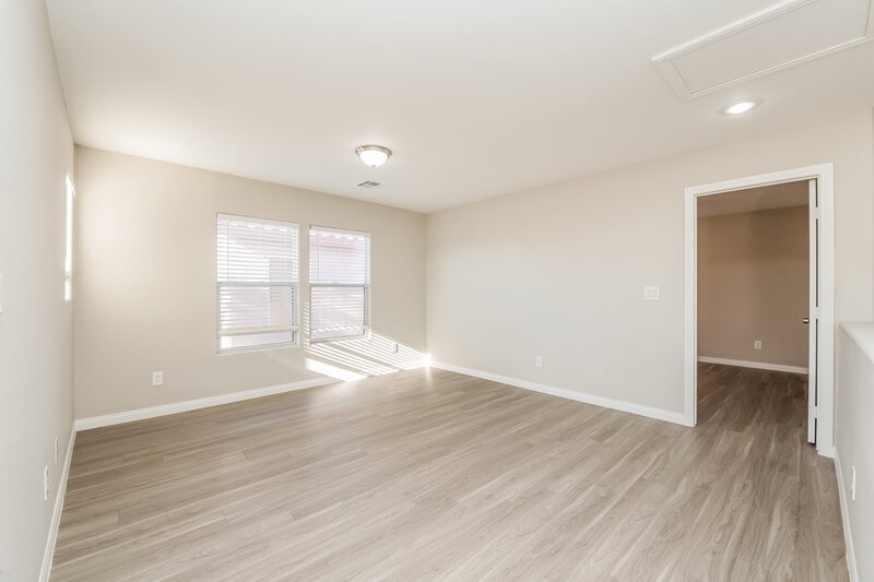 2,275/Mo, 6725 Druid Hills Street Las Vegas, NV 89149 Loft View