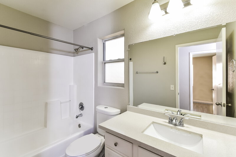 2,135/Mo, 9349 Leaping Lilly Ave Las Vegas, NV 89129 Main Bathroom View