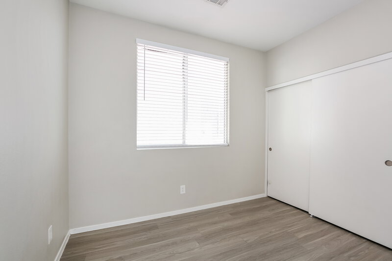 2,035/Mo, 1928 Caribou Creek Ct North Las Vegas, NV 89031 Bedroom View 2