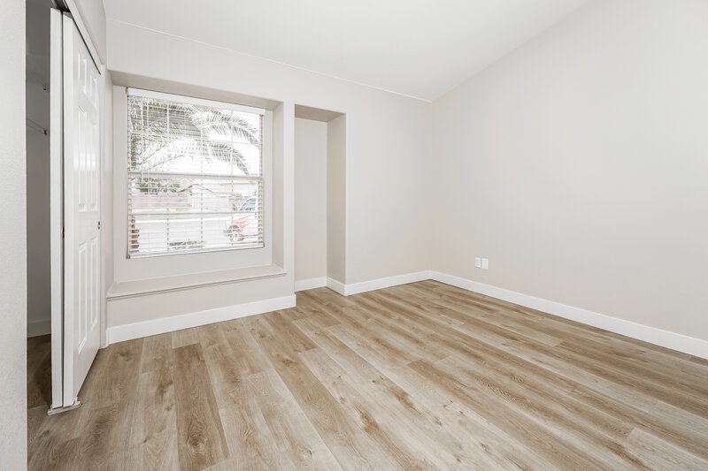 1,835/Mo, 4234 Inglewood Point St North Las Vegas, NV 89032 Bedroom View 2
