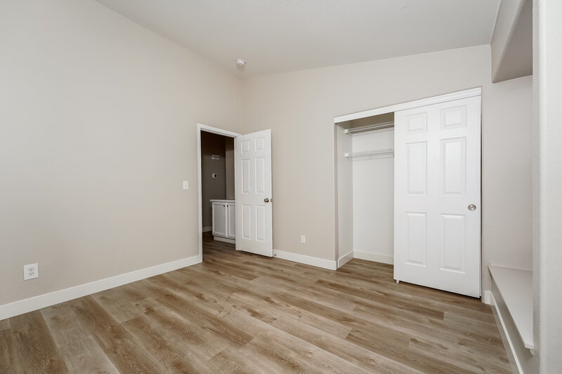 1,835/Mo, 4234 Inglewood Point St North Las Vegas, NV 89032 Bedroom View 3