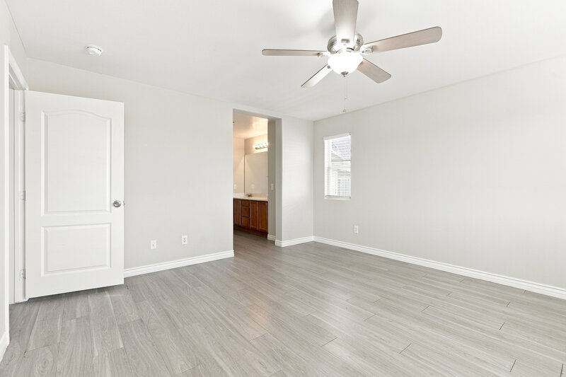 2,495/Mo, 209 Sierra Breeze Ave North Las Vegas, NV 89031 Bedroom View 4