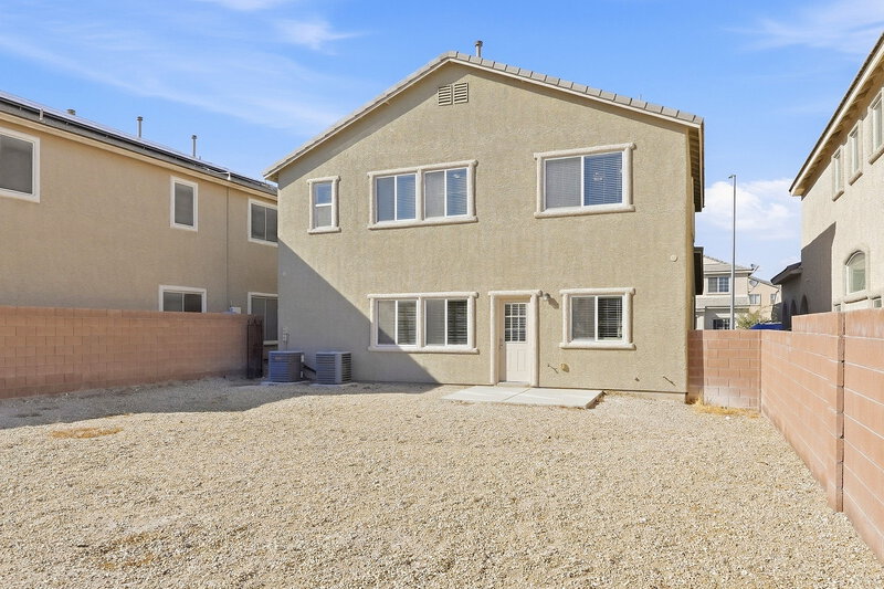 2,495/Mo, 209 Sierra Breeze Ave North Las Vegas, NV 89031 Rear View