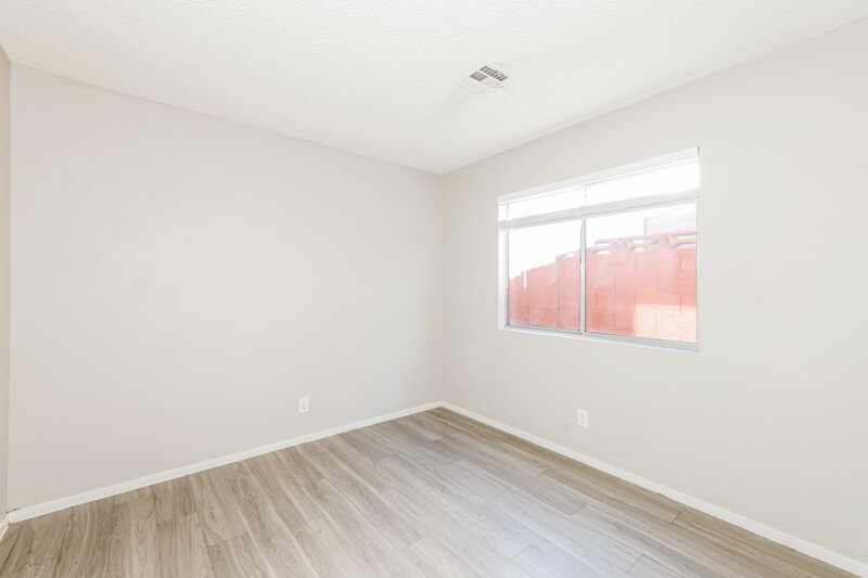 2,150/Mo, 361 Clover Glen Ct Henderson, NV 89015 Bedroom View 2