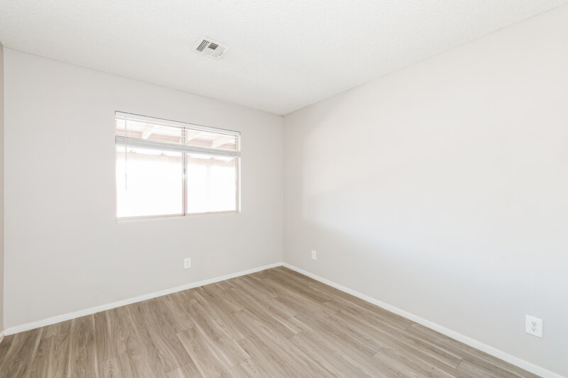 2,150/Mo, 361 Clover Glen Ct Henderson, NV 89015 Bedroom View 3