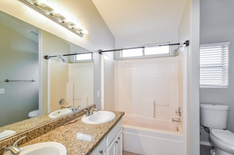 1,855/Mo, 3445 Golden Pedal St Las Vegas, NV 89129 Main Bathroom View