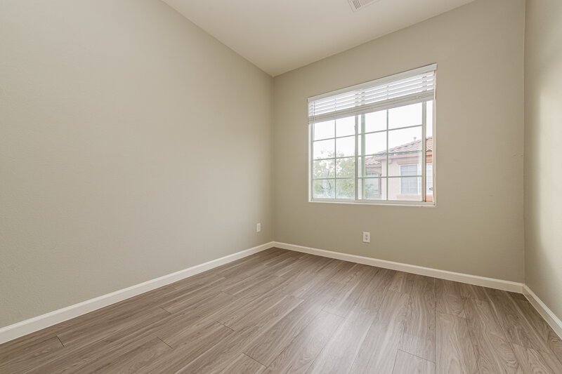 2,070/Mo, 8920 Brentwood Grove Ct Las Vegas, NV 89149 Bedroom View