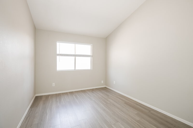 1,935/Mo, 3744 Blue Dawn Dr North Las Vegas, NV 89032 Bedroom View