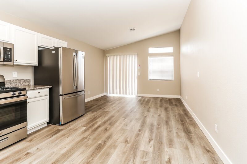 2,050/Mo, 516 Shallow Mist Ct North Las Vegas, NV 89032 Living Room View 3