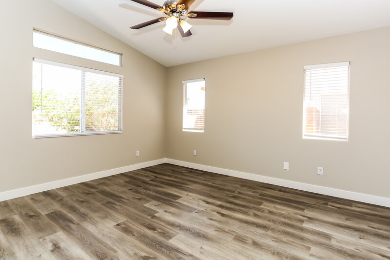 2,050/Mo, 516 Shallow Mist Ct North Las Vegas, NV 89032 Main Bedroom View