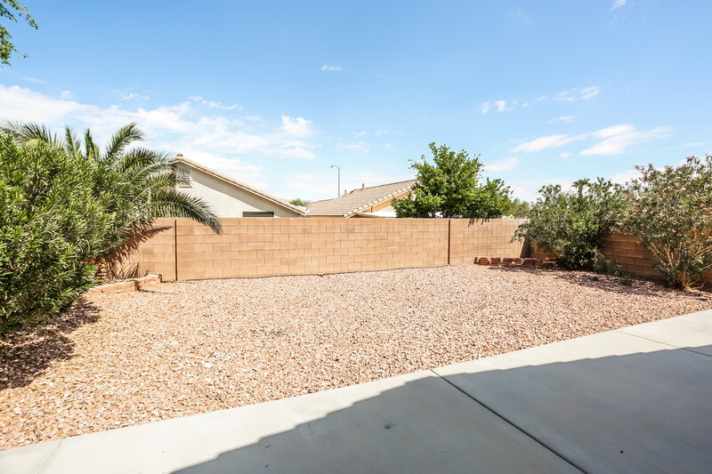 2,050/Mo, 516 Shallow Mist Ct North Las Vegas, NV 89032 Exterior View