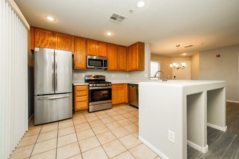 2,400/Mo, 3020 Sunrise Bay Ave North Las Vegas, NV 89031 Kitchen View