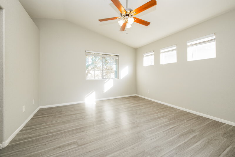 2,400/Mo, 3020 Sunrise Bay Ave North Las Vegas, NV 89031 Main Bedroom View