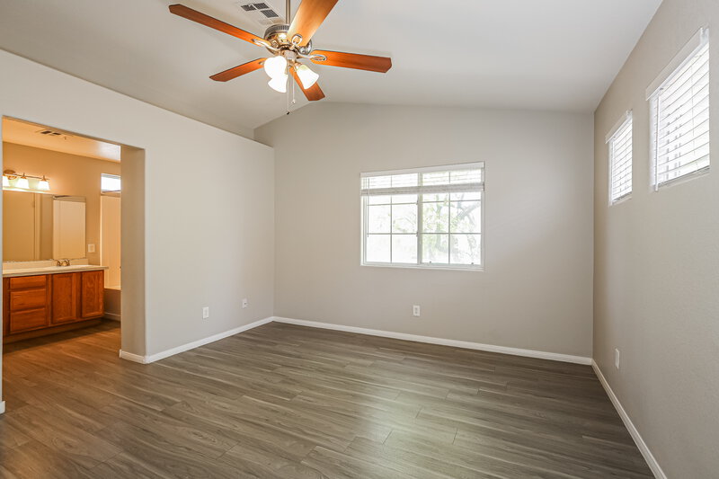 1,855/Mo, 3020 Sunrise Bay Ave North Las Vegas, NV 89031 Main Bedroom View