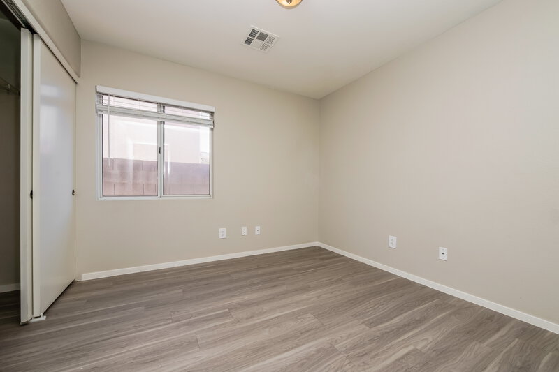 2,040/Mo, 3105 Macaroon Way North Las Vegas, NV 89031 Bedroom View 2