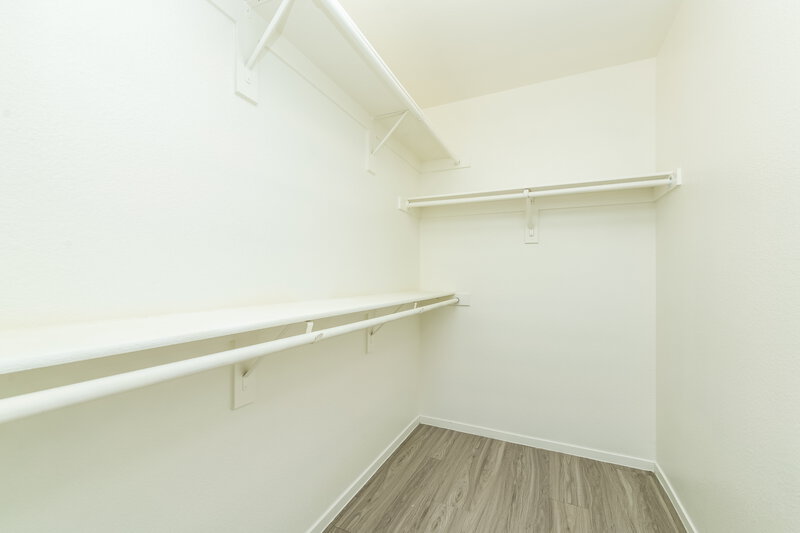 1,870/Mo, 3752 Stowe Creek Ave North Las Vegas, NV 89081 Walk In Closet View