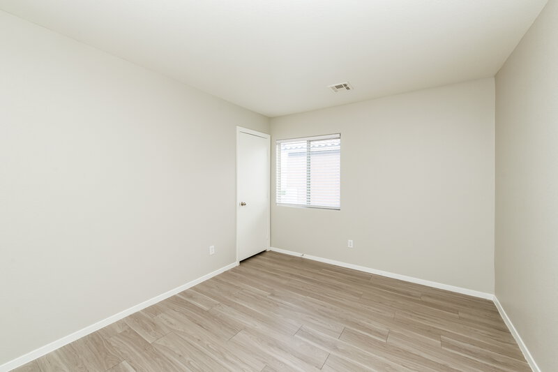 1,870/Mo, 3752 Stowe Creek Ave North Las Vegas, NV 89081 Bedroom View