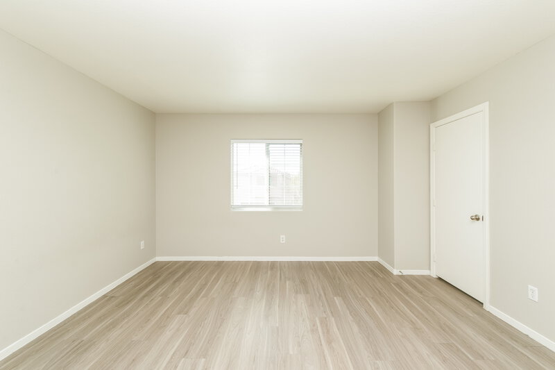 1,870/Mo, 3752 Stowe Creek Ave North Las Vegas, NV 89081 Bedroom View 2