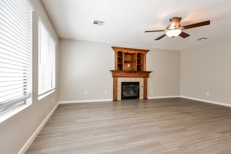 1,995/Mo, 9589 Gatesville Ave Las Vegas, NV 89148 Living Room View