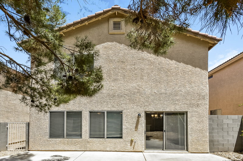 1,995/Mo, 9589 Gatesville Ave Las Vegas, NV 89148 Rear View 2
