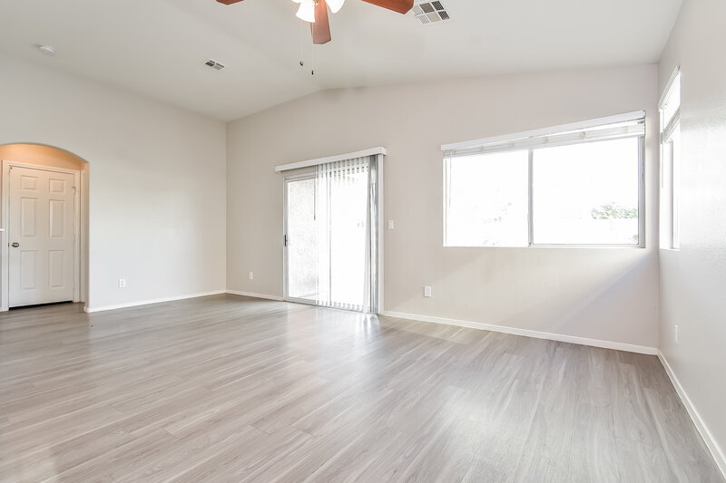 1,840/Mo, 9023 Edgeworth Pl Las Vegas, NV 89123 Living Room View 3