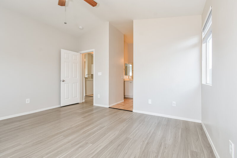 1,840/Mo, 9023 Edgeworth Pl Las Vegas, NV 89123 Main Bedroom View 2