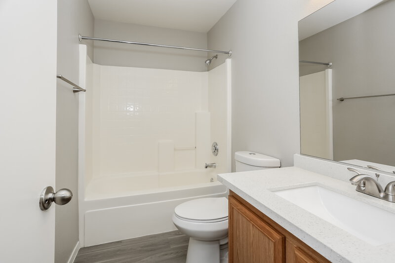 2,700/Mo, 4037 Sweet Surrender Court North Las Vegas, NV 89032 Bathroom View