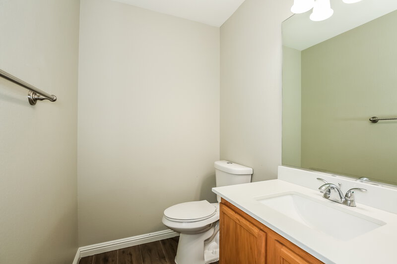 2,015/Mo, 10465 Armand Ave Las Vegas, NV 89129 Bathroom View 3
