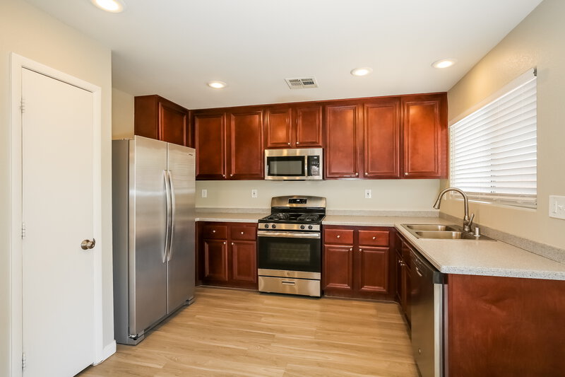 1,975/Mo, 8521 Wildheart Ranch St Las Vegas, NV 89131 Kitchen View